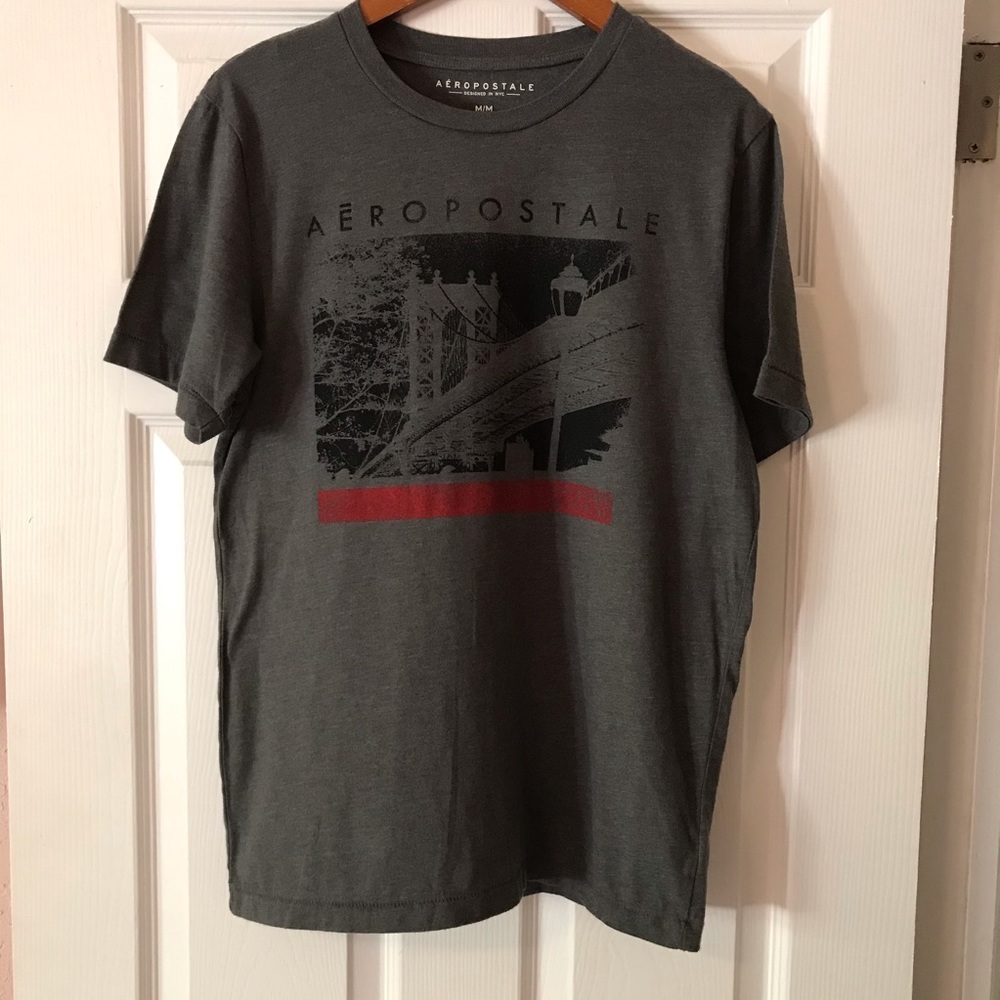 Aeropostale men’s grey tee shirt M